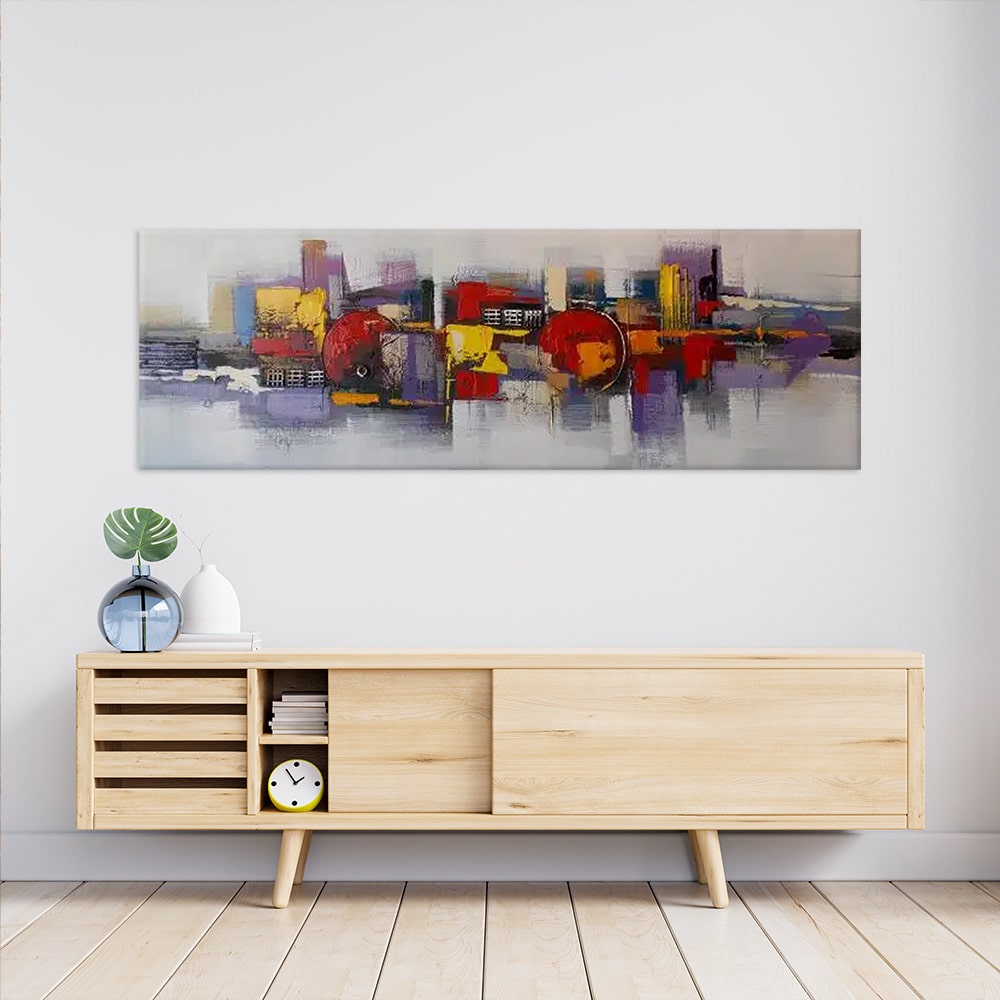 Tableau panoramique gris abstrait TABLEAU-PANORAMIQUE-GRIS-ABSTRAIT dans un salon moderne au dessus d'un meuble bas en bois clair.