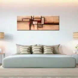 Tableau panoramique beige marron peinture abstraite. Bonne qualité, très original, accrochée sur un mur au-dessus d'un lit dans une maison