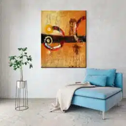 Peinture abstraite moderne dégradé beige marron. Bonne qualité, accrochée sur un mur au-dessus d'un canapé et une vase dans une maison