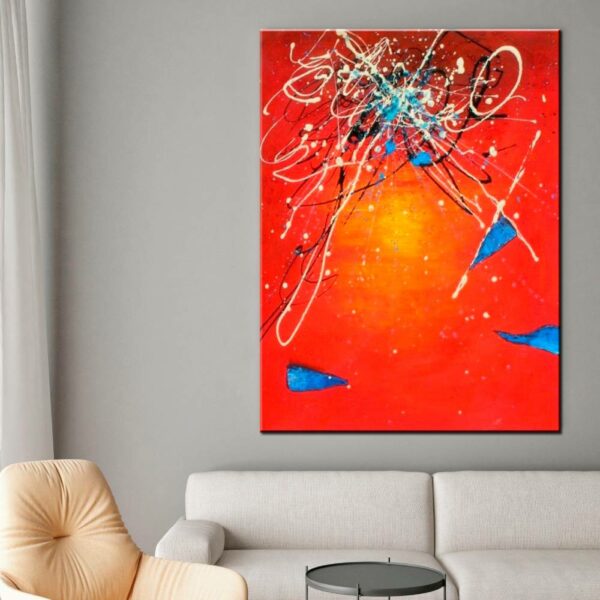 Peinture abstraite rouge et bleue moderne. Bonne qualité, original, accrochée sur un mur au dessus d'un canapé dans une maison