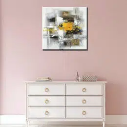 Peinture abstraite contemporaine grise, marron avec effets chauds. Bonne qualité, très original accrochée sur un mur au-dessus d'une table dans une maison.